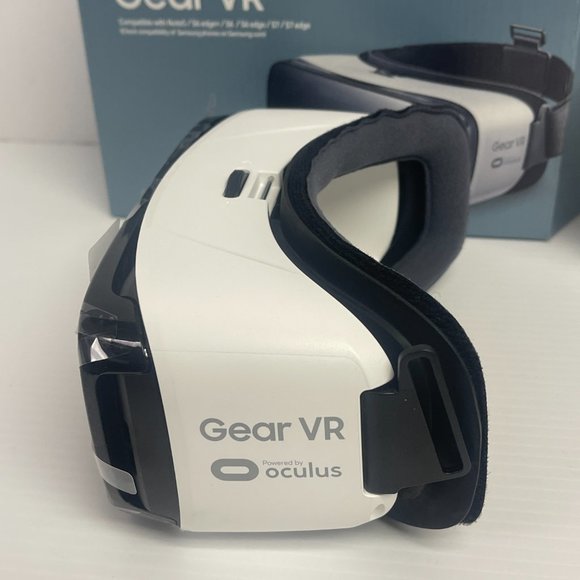 Samsung Gear VR Headset Oculus SM-R322 for Note5 S6 & S6 Edge S7 & Edge - W870 - Picture 8 of 8